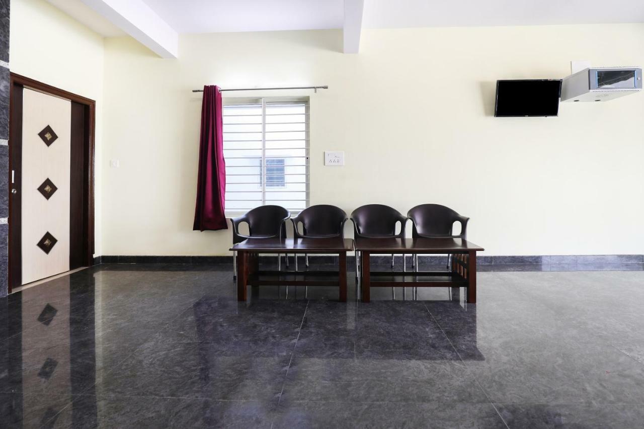 Oyo 33451 Ace Inn Bangalore Exterior foto